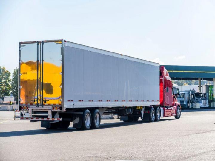 Transport de semi remorque Montréal